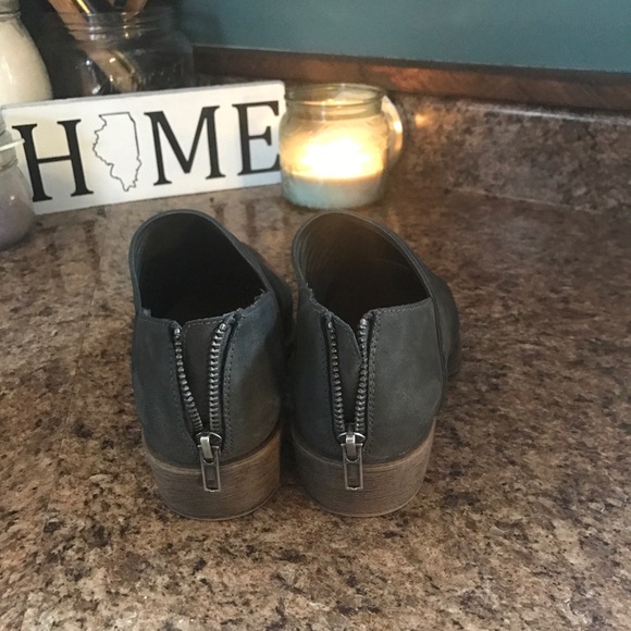 Cute Booties! - Picture 2 of 3